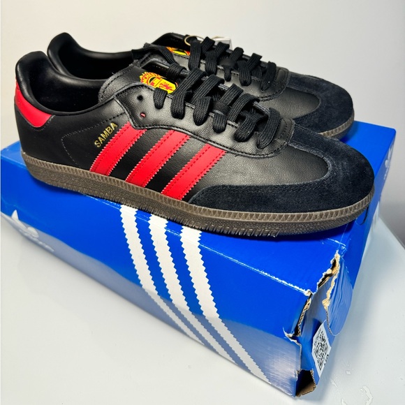 ADIDAS SAMBA TEAM MANCHESTER UNITED SIZE 8 - Picture 3 of 8